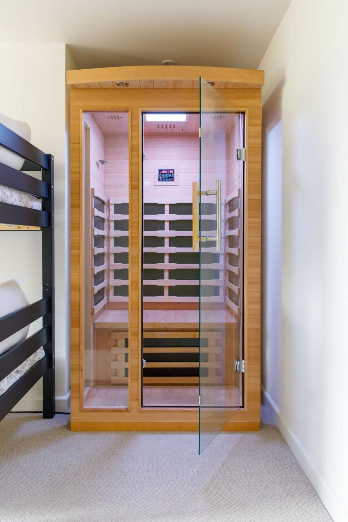 Stylish City Centre Apartment With Sauna شيشستر المظهر الخارجي الصورة